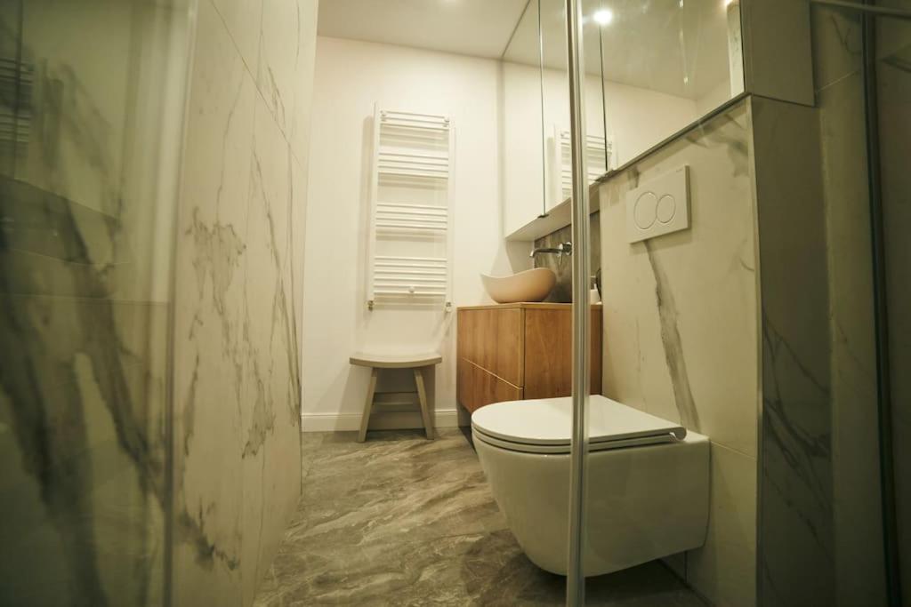 Ultracentral Two Rooms Apartment In ブカレスト エクステリア 写真